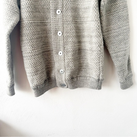 100% Pure New Wool Grey Button Up Knit Cardigan S.N.S Herning Size M - Picture 6 of 9